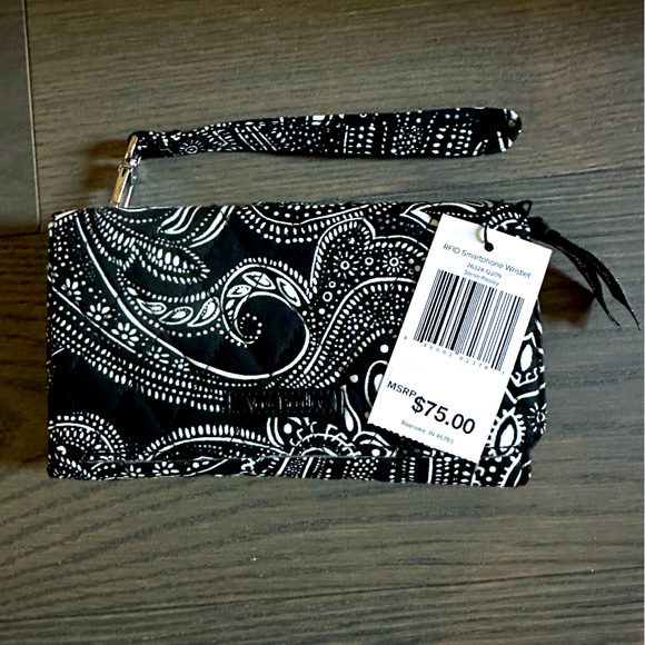 ❤️AMAZING DEAL❤️ Vera Bradley RFID Smartphone Wristlet NWT - Picture 1 of 8